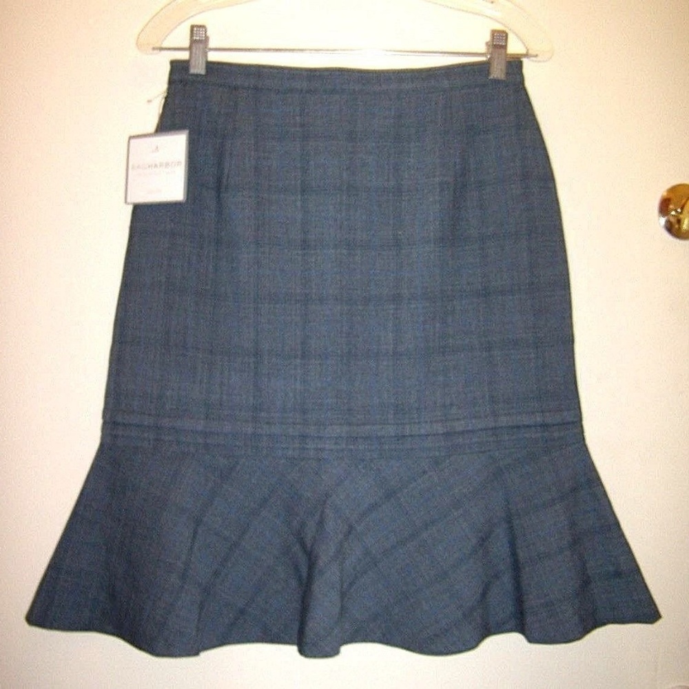 Plaid Flared Bottom Summer Fun Skirt - Picture 3 of 3